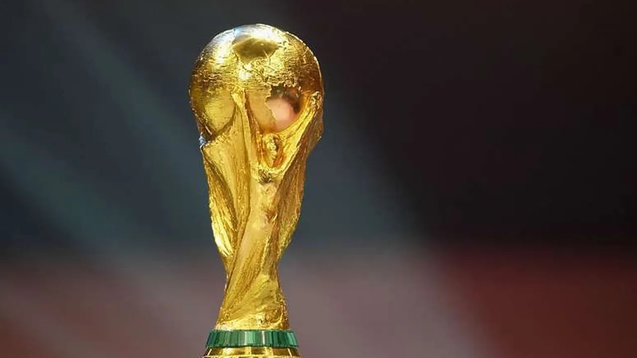 Jogadores do Iraque celebram classificação para a Copa do Mundo após vitória sobre a Bolívia em Monterrey