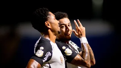 STJD denuncia Thiago Mendes e André após Corinthians x Vasco