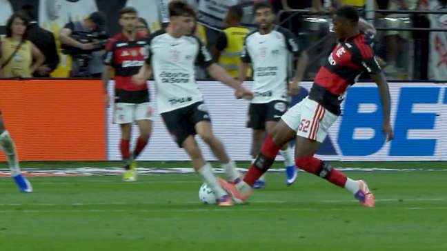 O que dizem as notas fiscais Corinthians gastou com artesanato, Papai