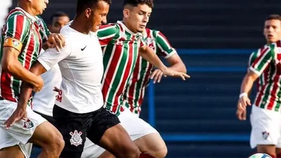 Alex Choco lidera artilharia do Brasil com 19 gols e Pedro nem chega perto