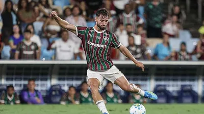 Martinelli fora por dois meses deixa Mano Menezes com enigma no meio do Flu