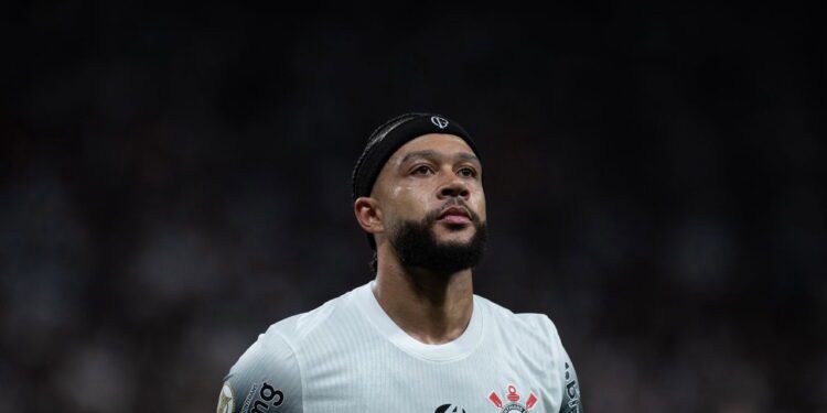 O que o Conselho Deliberativo mostrou ao mundo Memphis Depay custou R$ 6 mi por