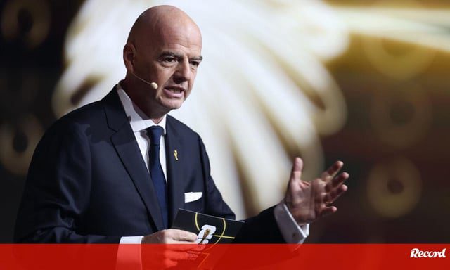 O árbitro no centro da tempestade Como a 'Lei Vini Jr' será aplicada na Co
