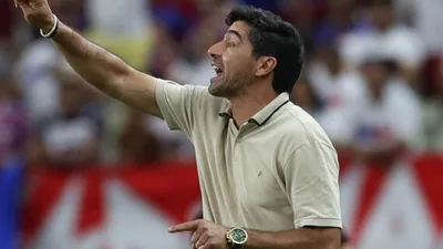 Abel Ferreira chega a 250 vitórias e reescreve a história do Palmeiras