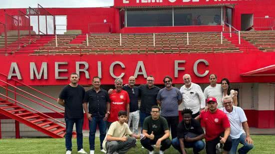 Impacto direto na operação do clube Justiça suspende poderes da Eagle e Durc