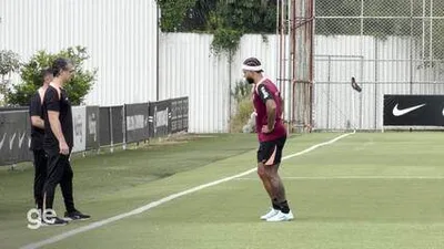 Memphis inicia transição e pode reforçar o Corinthians contra o Peñarol