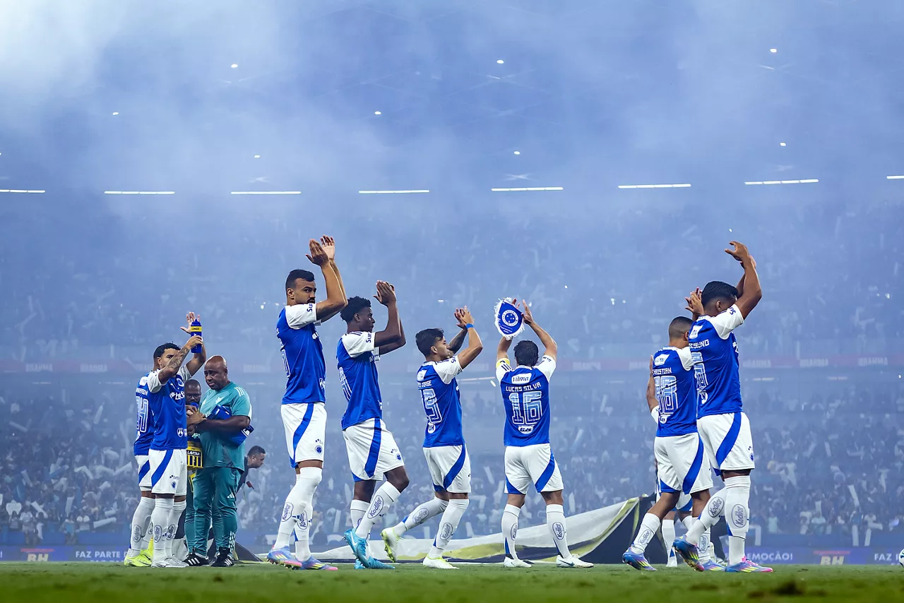 O argumento do adversário não resiste aos números Cruzeiro sufoca o Boca com fri