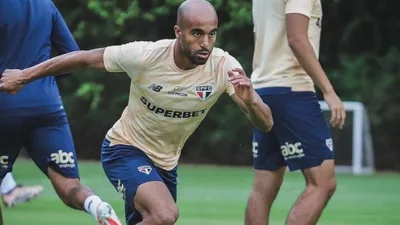 Lucas Moura surpreende e pode voltar antes do previsto ao São Paulo
