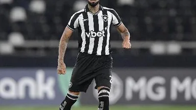 Barboza confirma acordo Botafogo-Palmeiras e deixa torcidas em suspenso