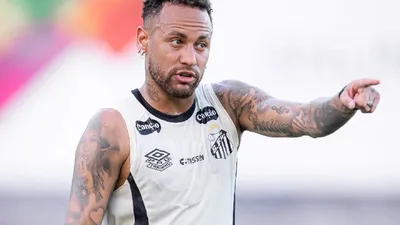 Neymar tem até cinco jogos para convencer Ancelotti a levá-lo à Copa
