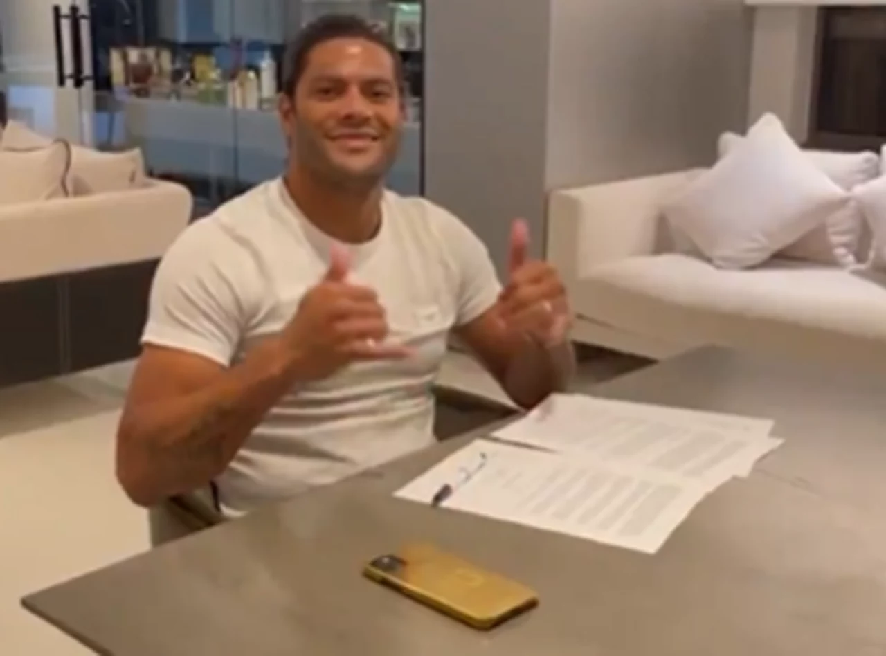 Saída do Atlético após quatro anos de ídolo Hulk no Fluminense sem custo de tran