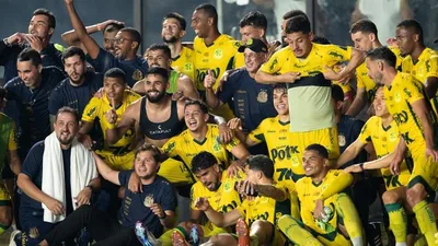 Mirassol vence com dez e embola grupo G da Libertadores