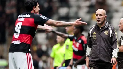 Flamengo vai à Argentina precisando manter a liderança no Grupo A