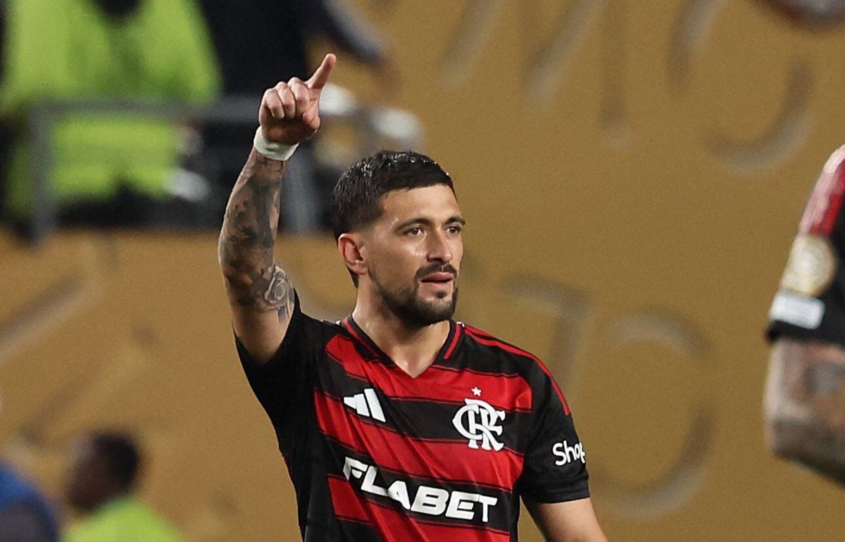 O que aconteceu em La Plata Arrascaeta fratura clavícula, Palmeiras