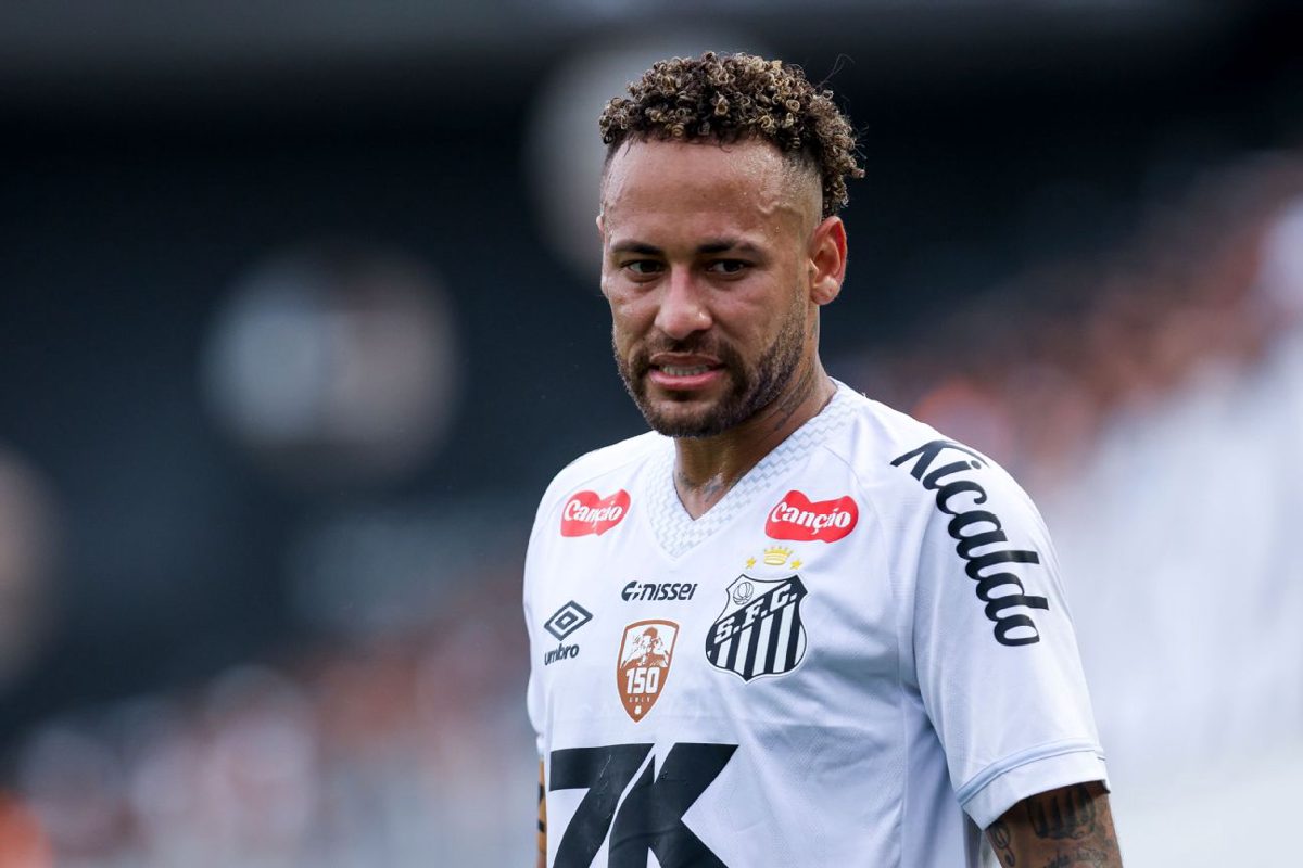 Uma ausência explicada, mas não resolvida Neymar fora do álbum da Copa revela ma