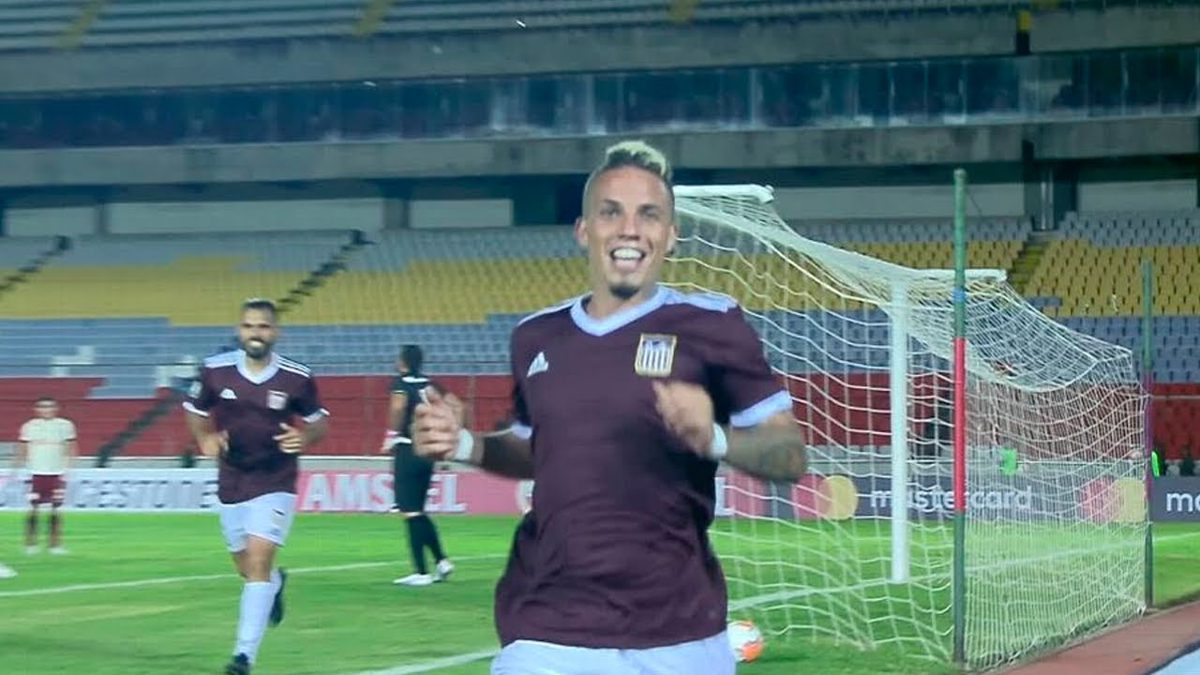O segundo gol que selou o destino do Blooming Carabobo vence o Blooming por 2 a