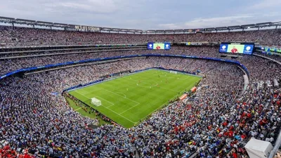 R$ 750 pela passagem de trem e proibição de ir a pé ao estádio do Brasil