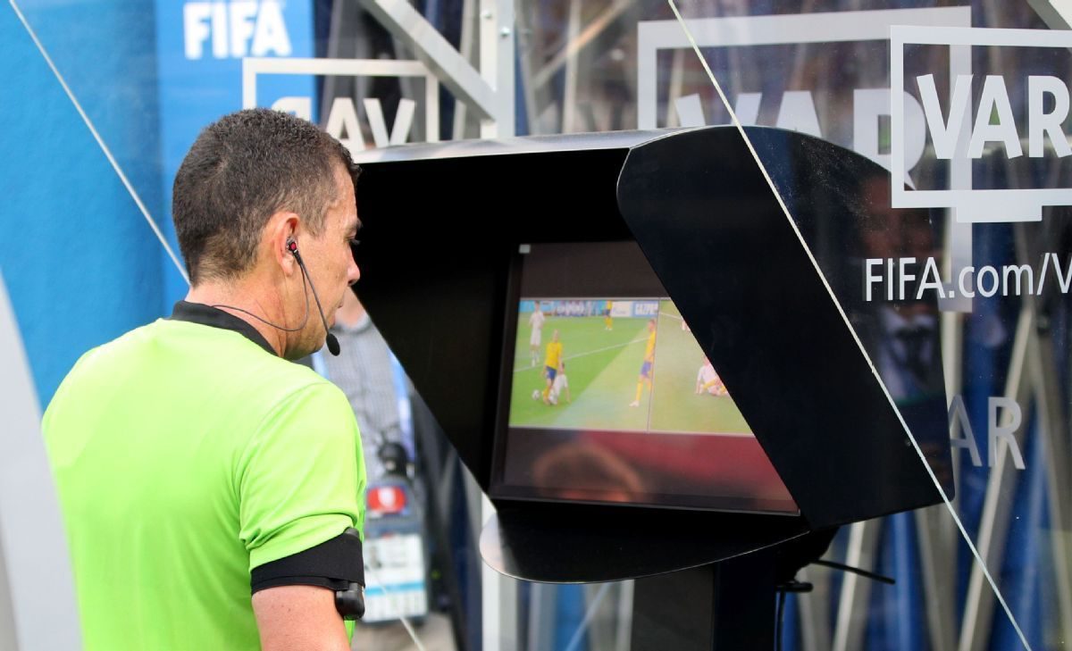Como o VAR funciona na prática VAR no futebol explicado de uma vez por