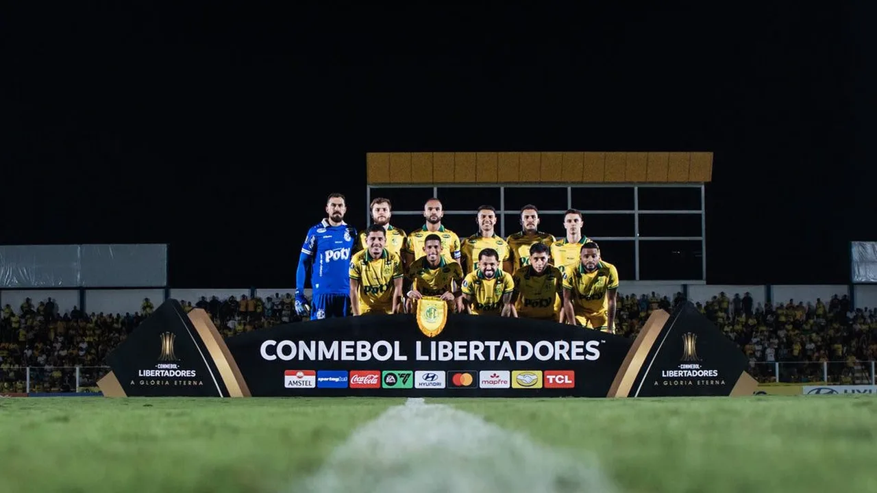 A. Galeano, atacante paraguaio do Mirassol, em ação pelo Brasileirão Série A com a camisa 27