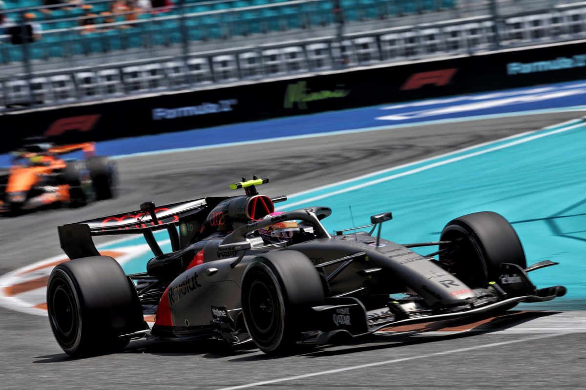 A sessão que não saiu do lugar Bortoleto para no Q2 em Miami e larga em