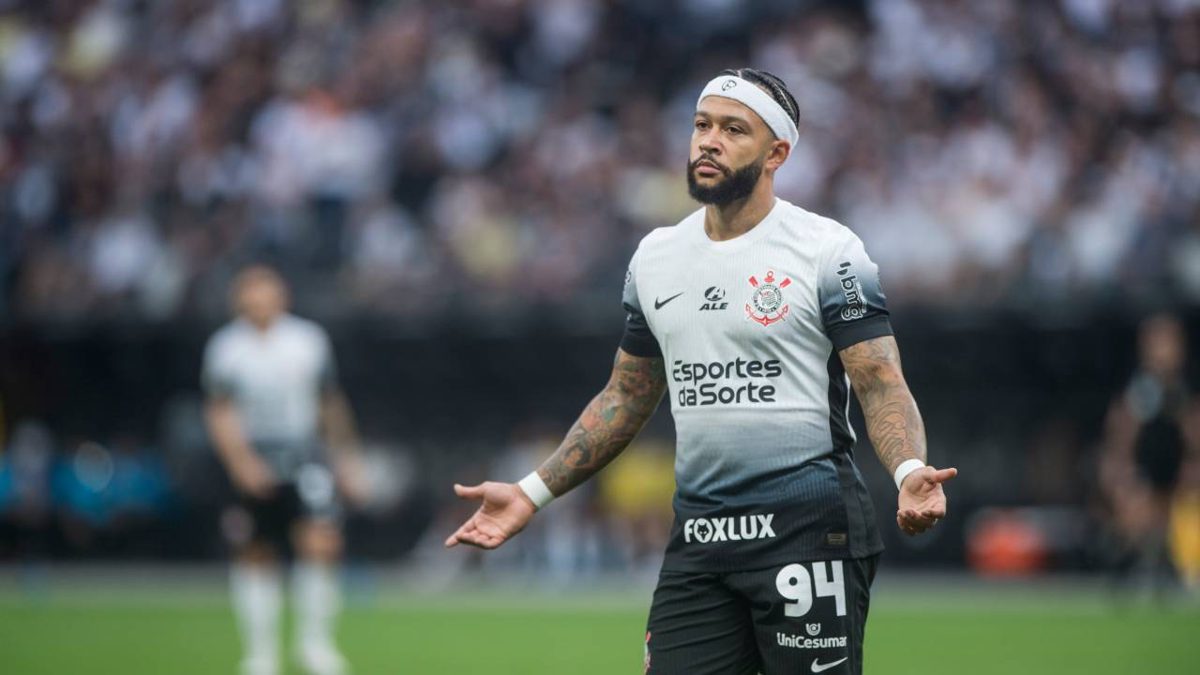 A situação contratual de Memphis Memphis Depay sem renovação fechada e Co
