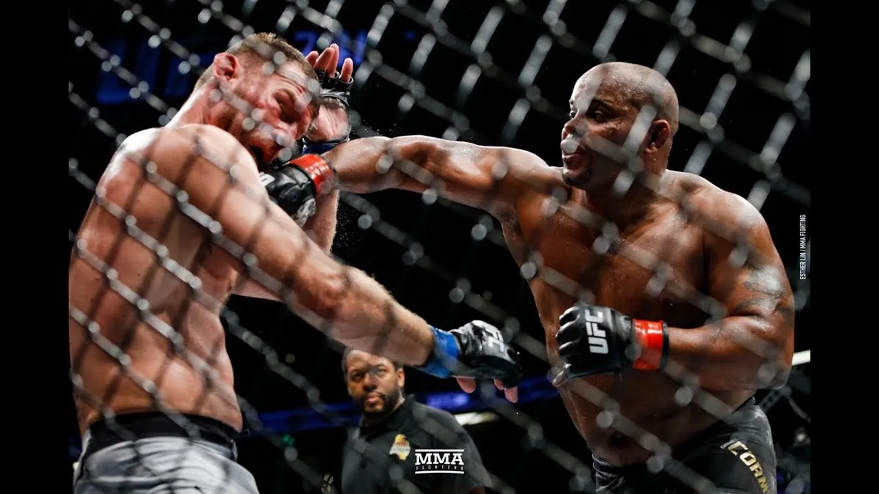 Jack Della Maddalena e Carlos Prates se encaram no octógono do UFC Perth no RAC Arena