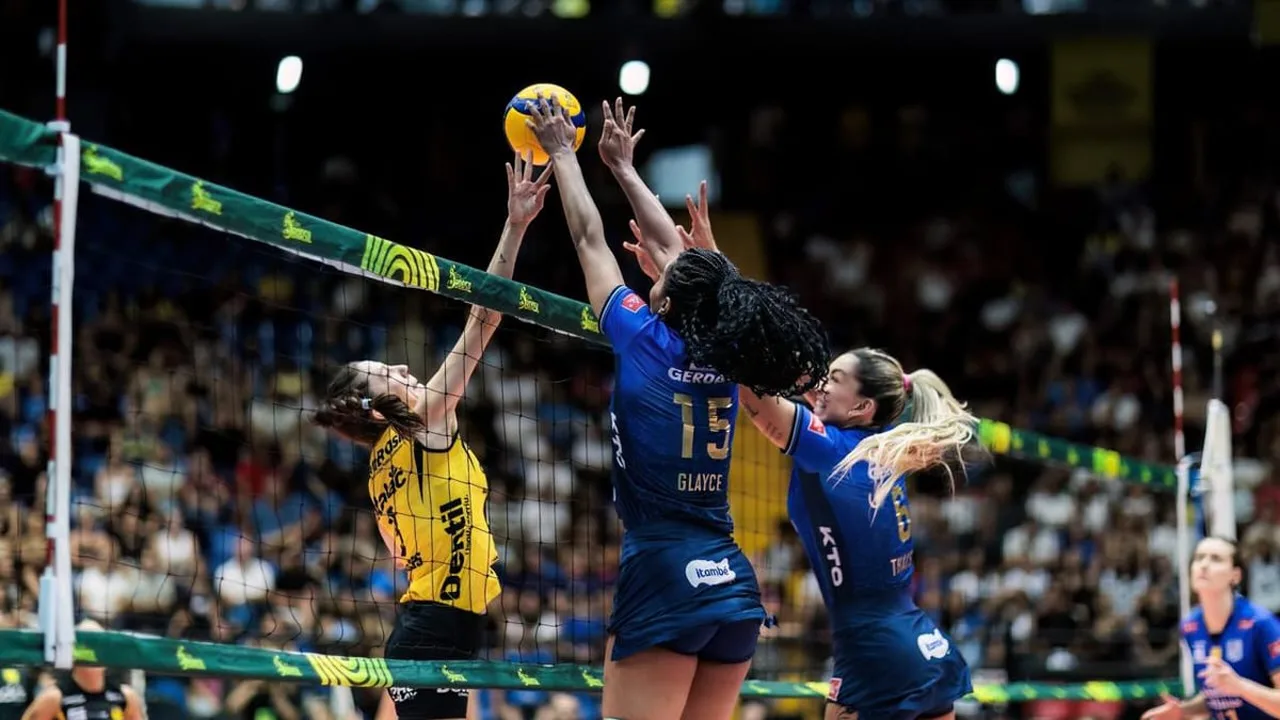 Pri Daroit com a camisa do Minas Tênis Clube em quadra durante a Superliga Feminina 2026