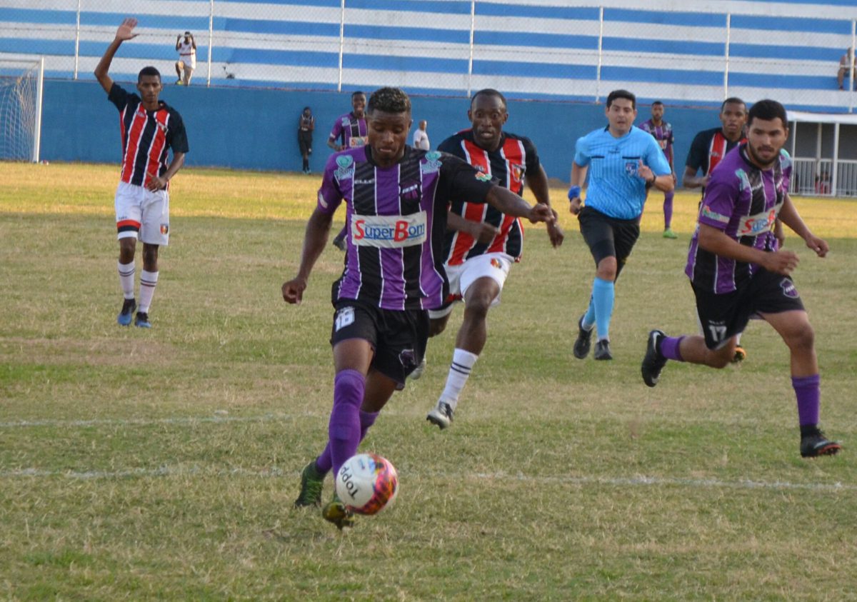 A origem de uma revolução silenciosa VAR no futebol