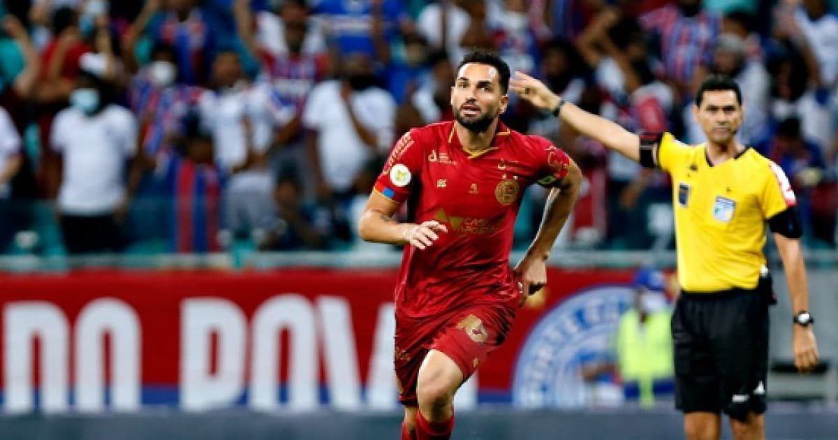 O que aconteceu Benavidez persegue história em Las Vegas