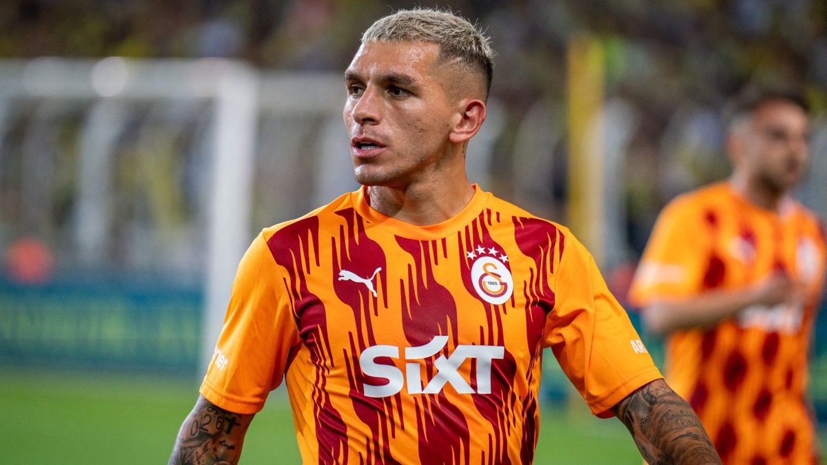 Os números desta temporada Torreira veste a camisa 34 do Galatasara