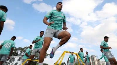 Paulinho volta ao banco e Neymar fica em casa no clássico do Brasileirão