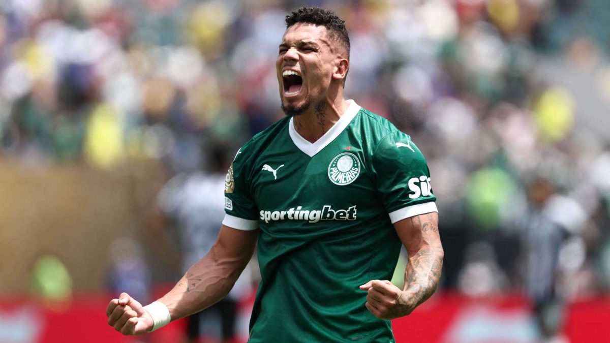 O que mudou Paulinho volta ao banco e Neymar fica em