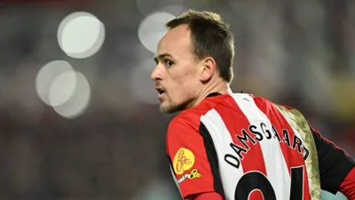 Por que Damsgaard virou peça-chave do Brentford na Premier League