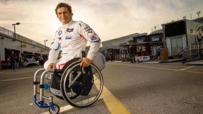 Alex Zanardi morreu aos 59 anos e deixou um legado que nenhuma perna perdida apagou