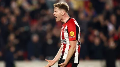 Por que N. Collins virou peça-chave do Brentford na Premier League