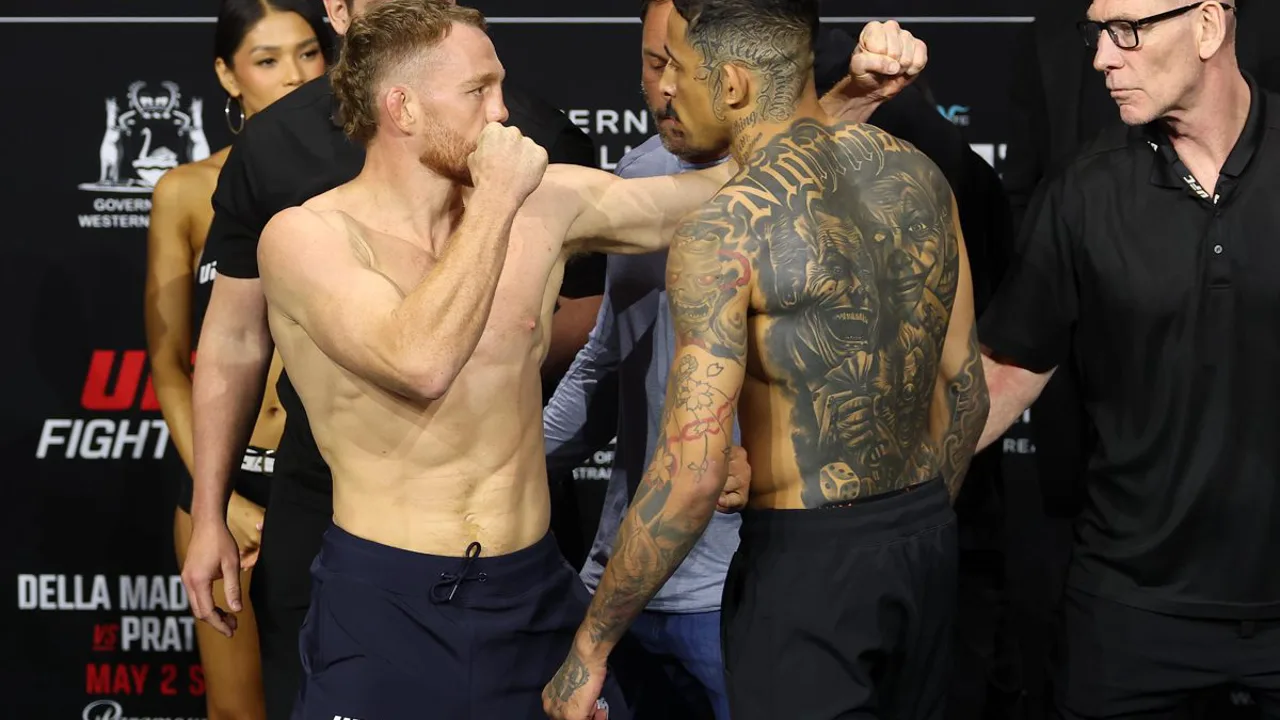 Carlos Prates em ação no octógono do UFC Perth, RAC Arena, Austrália, maio de 2026