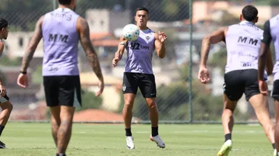 Três baixas de última hora e Cuca precisa reinventar o Galo no Mineirão