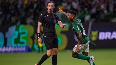 A mão que ninguém viu no campo mudou tudo no Allianz Parque