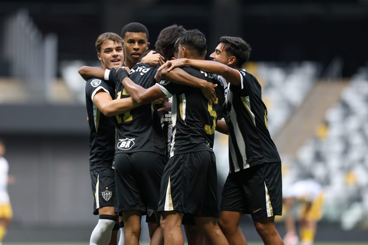 O começo eufórico (ou tenso) Atlético Mineiro vence o Cruzeiro por 2