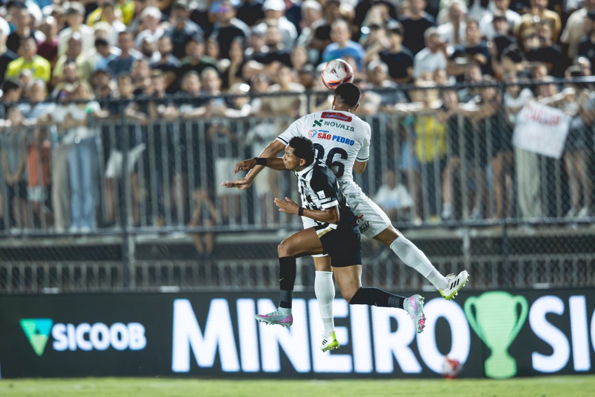 O meio que decidiu o tom Atlético Mineiro vence o Cruzeiro por 2
