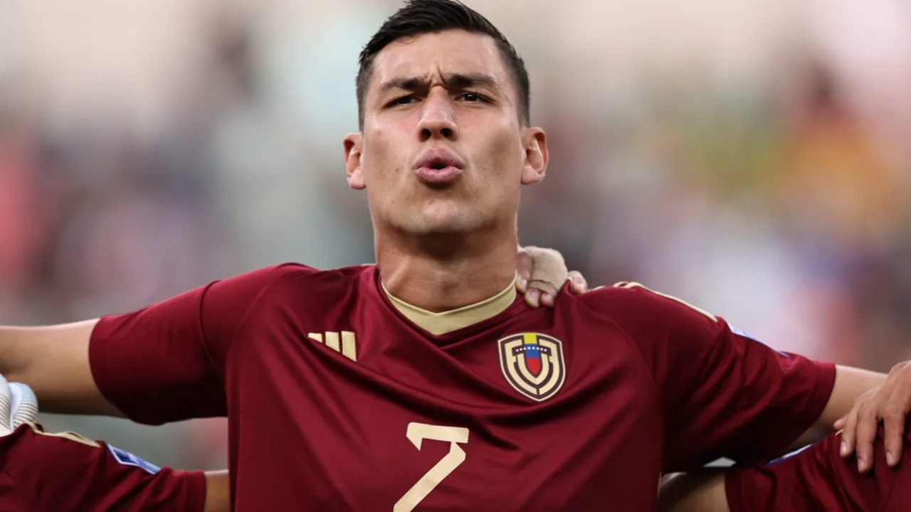 Jogadores do Botafogo comemorando gol no Estádio Nilton Santos durante o Brasileirão 2026