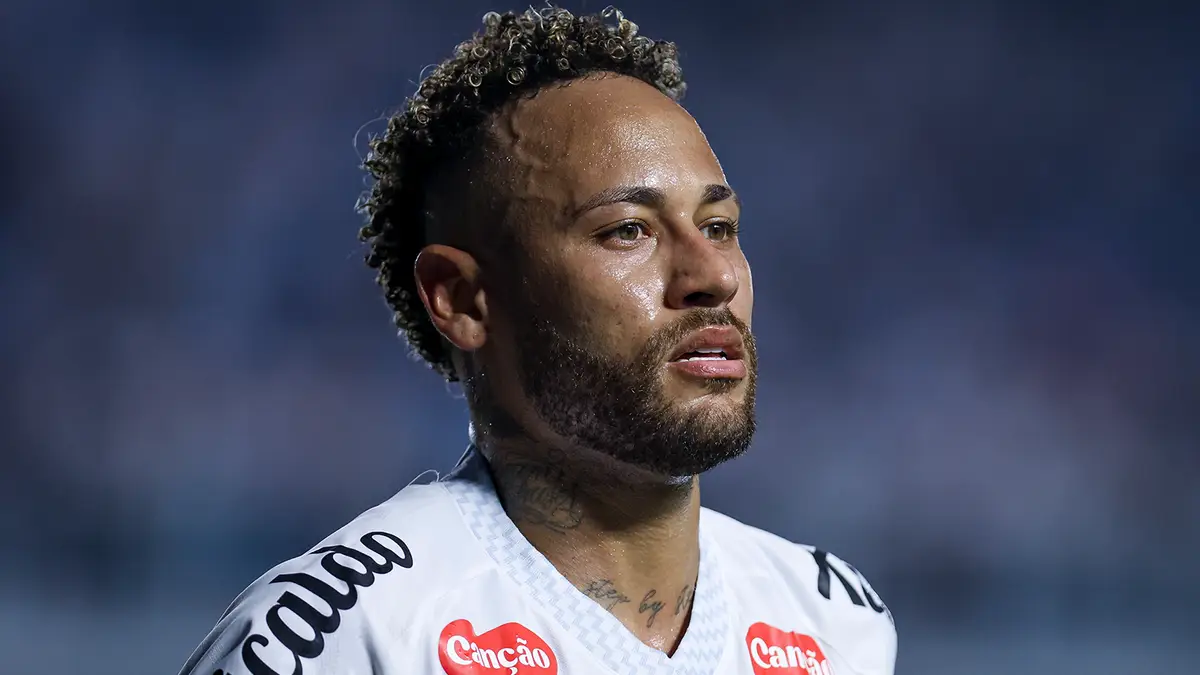 A cena Neymar foge do sintético e Cuca revela o