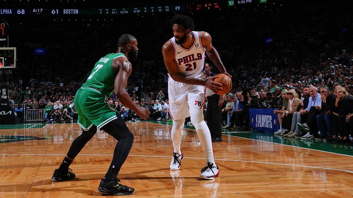 A cena Quanto vale um 3 a 1 na NBA? Os 76ers ac