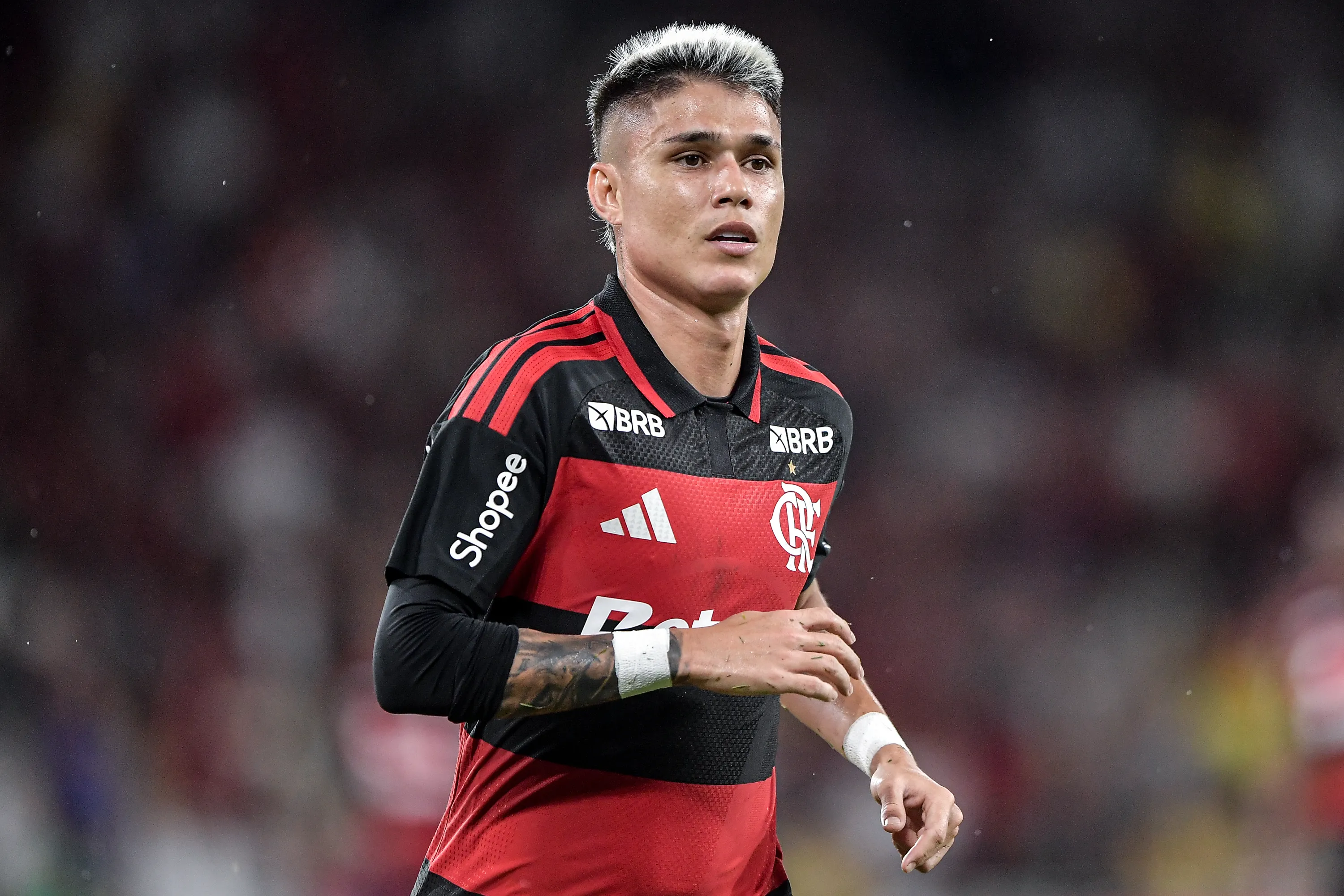 Quem se beneficia diretamente De La Cruz ou Luiz Araújo por dentro — J