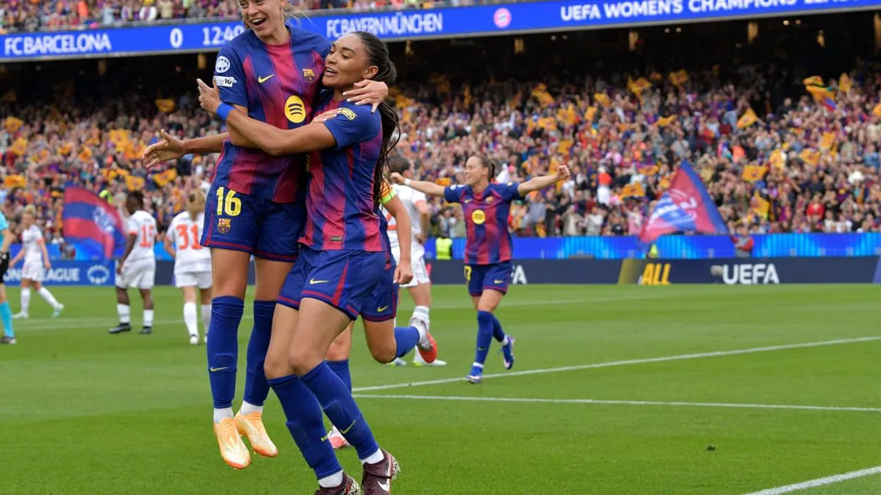 Alexia Putellas comemorando gol pelo Barcelona contra o Bayern no Camp Nou na semifinal da Champions Feminina 2026