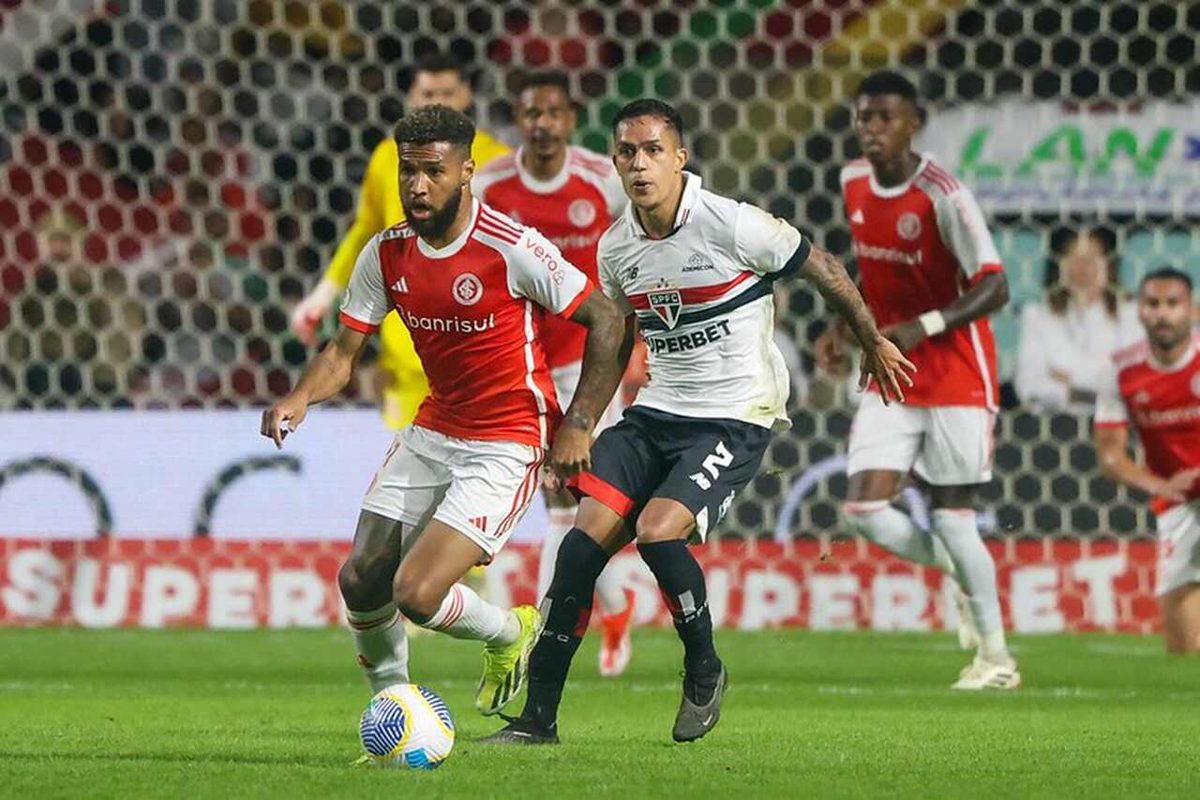 Resumo do resultado Internacional derrota o Fluminense por 2
