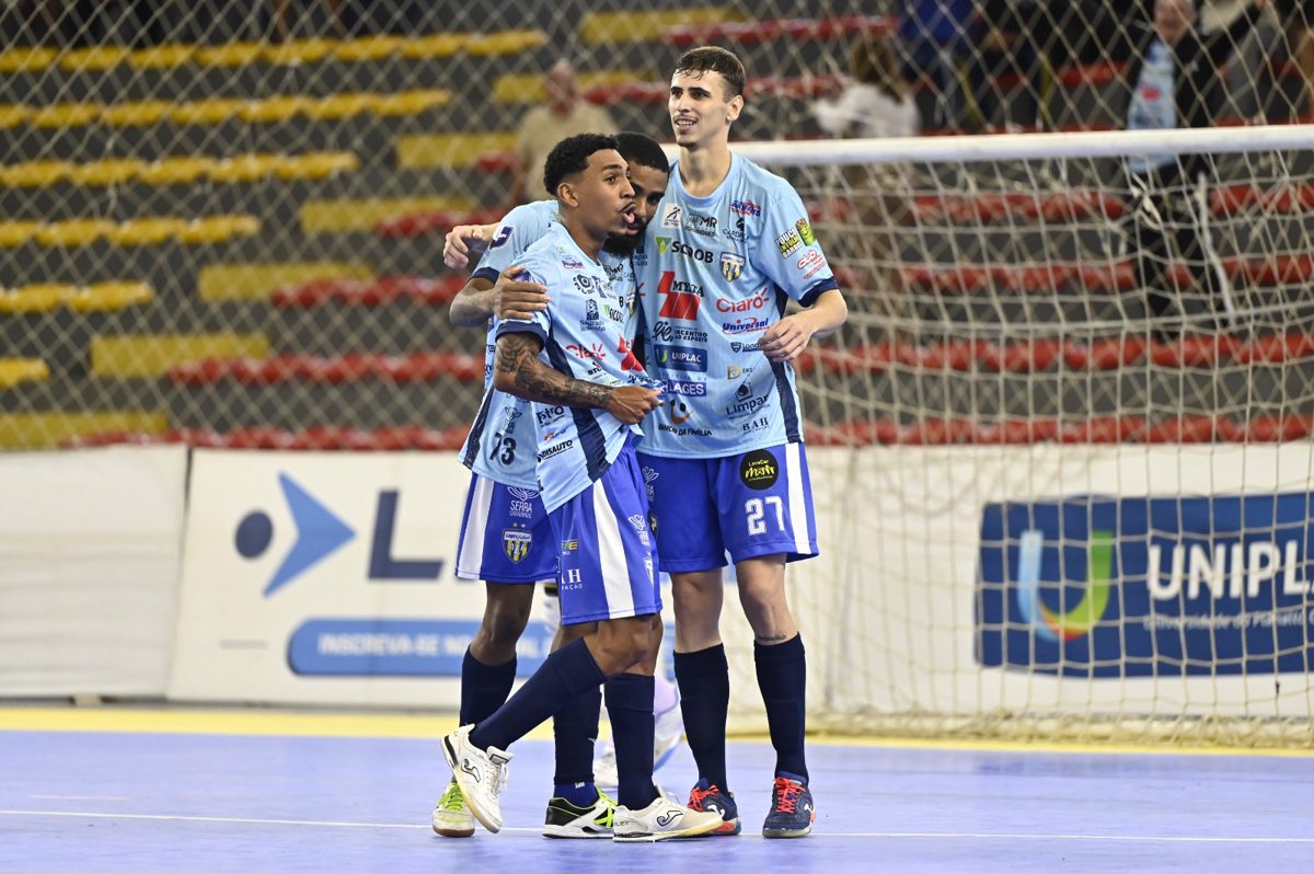 O diagnóstico do momento Praia Clube tricampeão — e o Minas virou