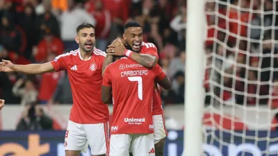 Bernabei e Alerrandro tiram o Inter da vala e afundam o Flu no Beira-Rio