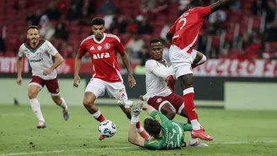 Inter entra no G-4 com 14 jogos invicto e ultrapassa o Flamengo
