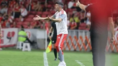 Inter reativo vence o Flu e sai do Z4 — e Pezzolano abraça esse rótulo